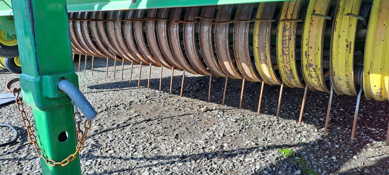 JOHN DEERE 960 - Rolo balirka: slika  JOHN DEERE 960 - Rolo balirka JOHN DEERE 960 - Rolo balirka: slika  JOHN DEERE 960 - Rolo balirka