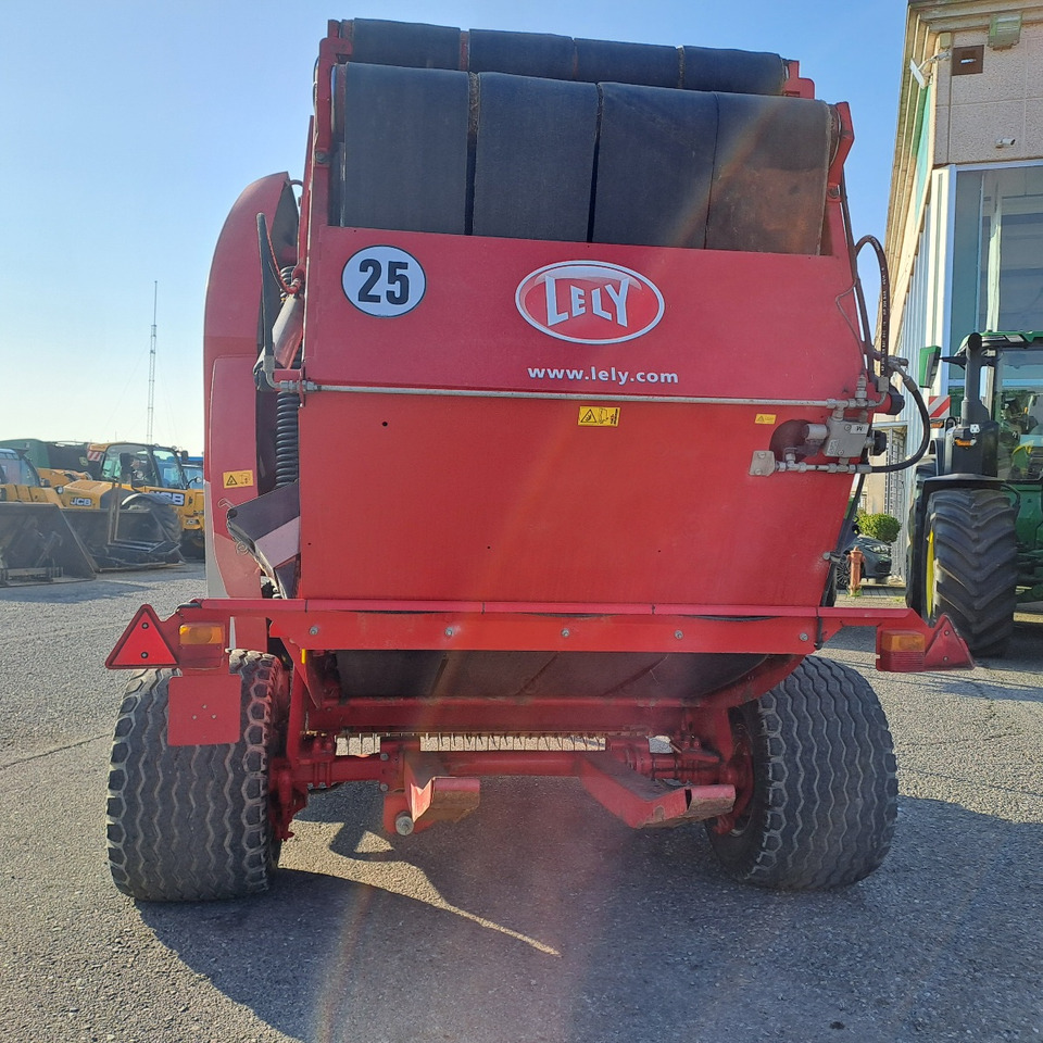 ROTOPRESSA LELY WELGER RP 445 - Rolo balirka: slika ROTOPRESSA LELY WELGER RP 445 - Rolo balirka ROTOPRESSA LELY WELGER RP 445 - Rolo balirka: slika ROTOPRESSA LELY WELGER RP 445 - Rolo balirka
