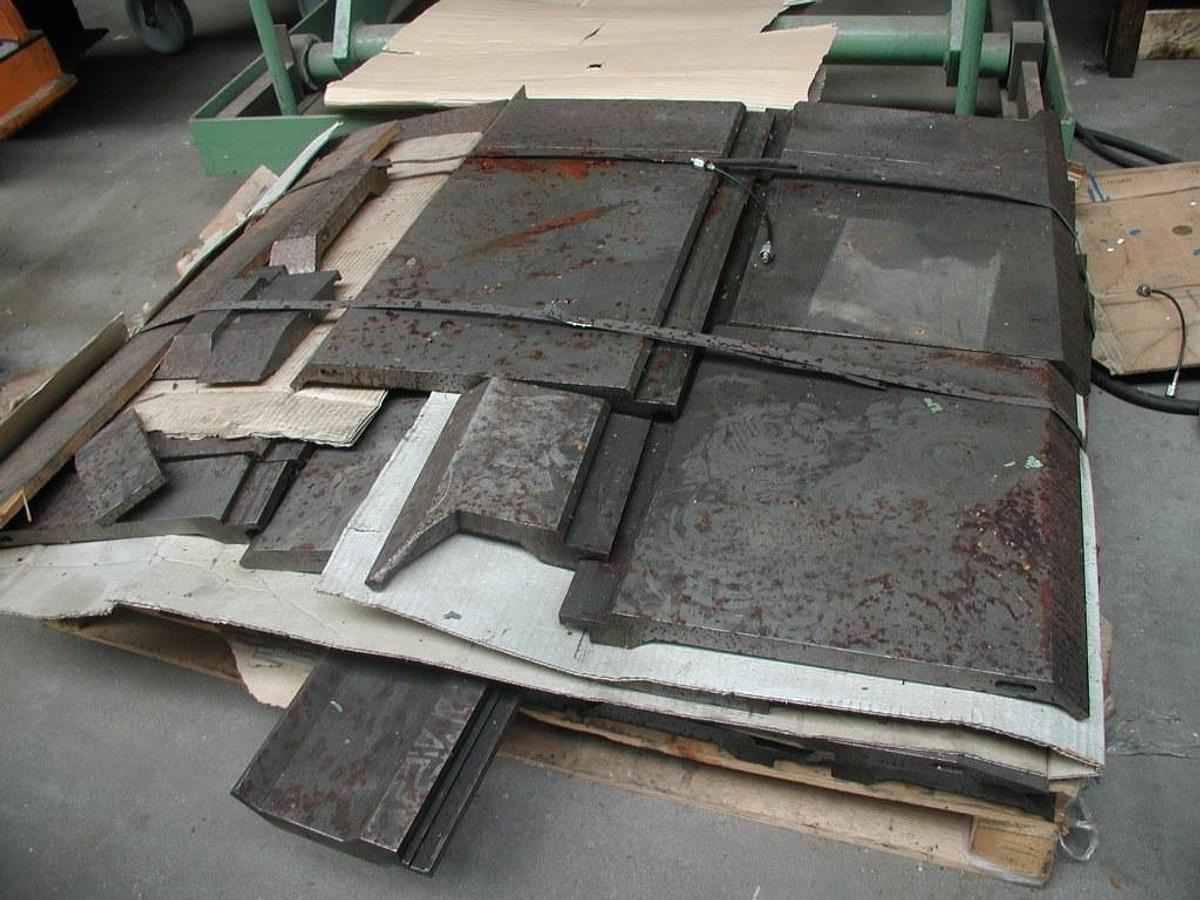 Abkantpresse SAFAN - Apkant preša: slika Abkantpresse SAFAN - Apkant preša Abkantpresse SAFAN - Apkant preša: slika Abkantpresse SAFAN - Apkant preša