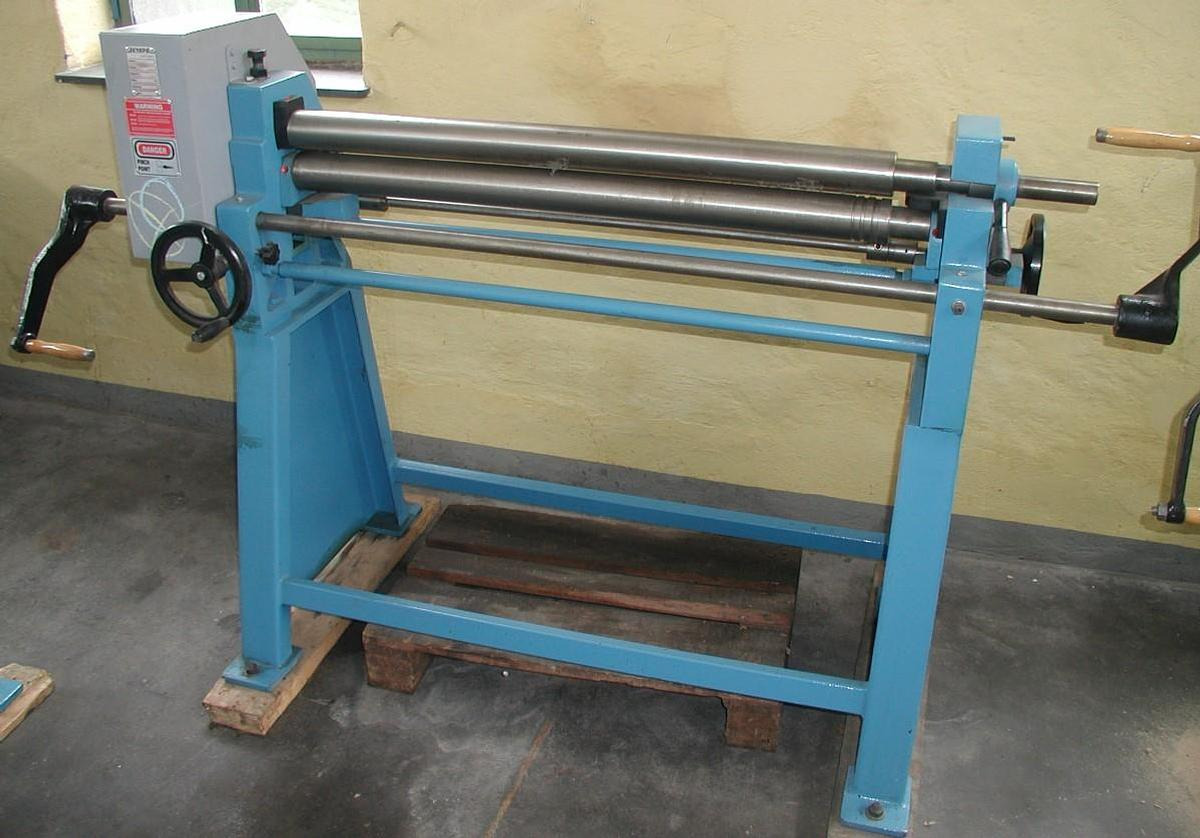 Dreiwalzen-Rundbiegemaschine AKYAPAK - Stroj za obradu metala: slika Dreiwalzen-Rundbiegemaschine AKYAPAK - Stroj za obradu metala Dreiwalzen-Rundbiegemaschine AKYAPAK - Stroj za obradu metala: slika Dreiwalzen-Rundbiegemaschine AKYAPAK - Stroj za obradu metala