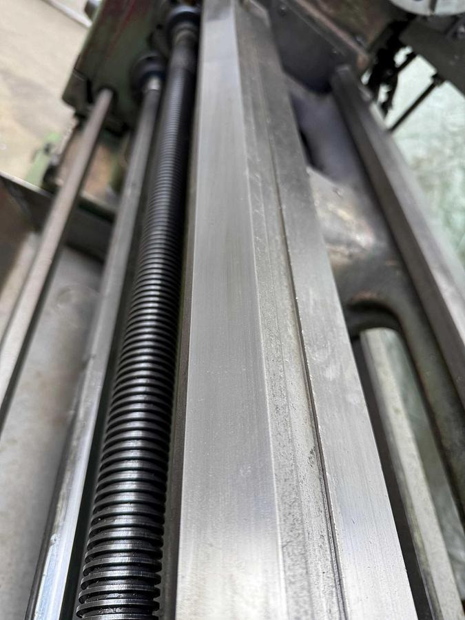 Leit- u. Zugspindeldrehmaschine TEZSAN - Strug za metal: slika Leit- u. Zugspindeldrehmaschine TEZSAN - Strug za metal Leit- u. Zugspindeldrehmaschine TEZSAN - Strug za metal: slika Leit- u. Zugspindeldrehmaschine TEZSAN - Strug za metal