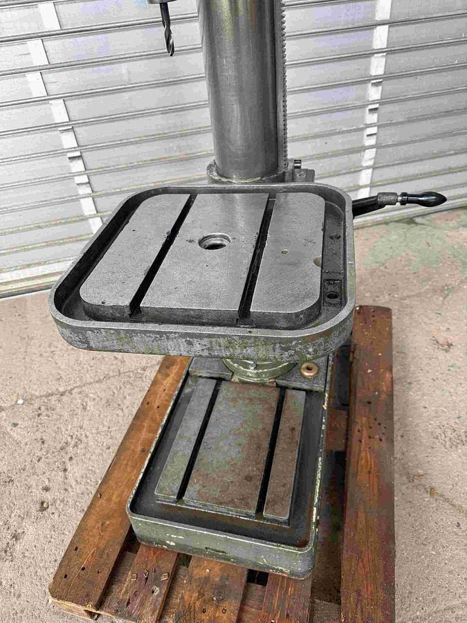 Säulenbohrmaschine ALZMETALL - Stupna bušilica: slika Säulenbohrmaschine ALZMETALL - Stupna bušilica Säulenbohrmaschine ALZMETALL - Stupna bušilica: slika Säulenbohrmaschine ALZMETALL - Stupna bušilica