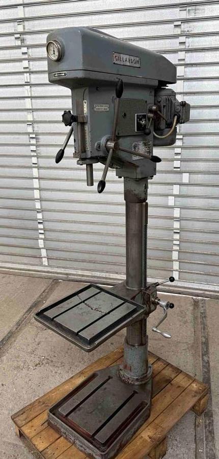 Säulenbohrmaschine GILLARDON - Stupna bušilica: slika Säulenbohrmaschine GILLARDON - Stupna bušilica Säulenbohrmaschine GILLARDON - Stupna bušilica: slika Säulenbohrmaschine GILLARDON - Stupna bušilica