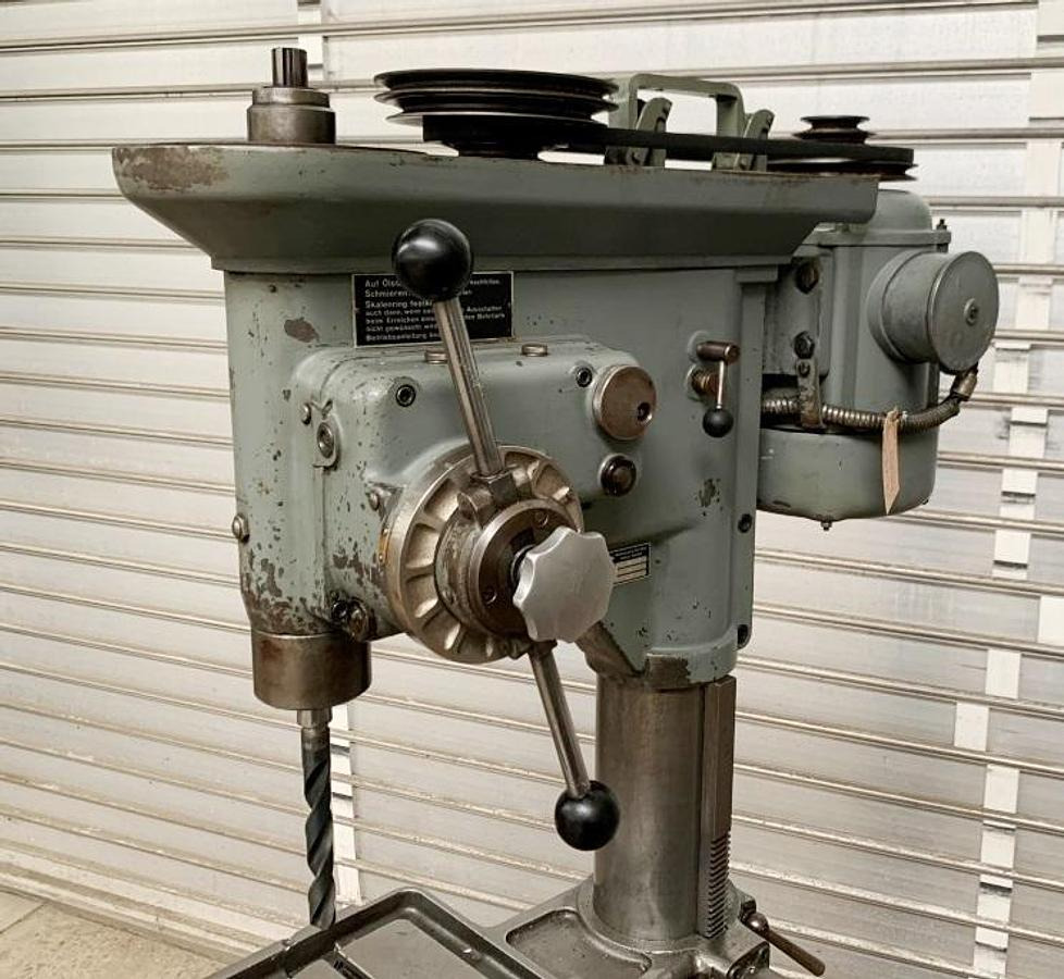 Säulenbohrmaschine IXION - Stupna bušilica: slika Säulenbohrmaschine IXION - Stupna bušilica Säulenbohrmaschine IXION - Stupna bušilica: slika Säulenbohrmaschine IXION - Stupna bušilica