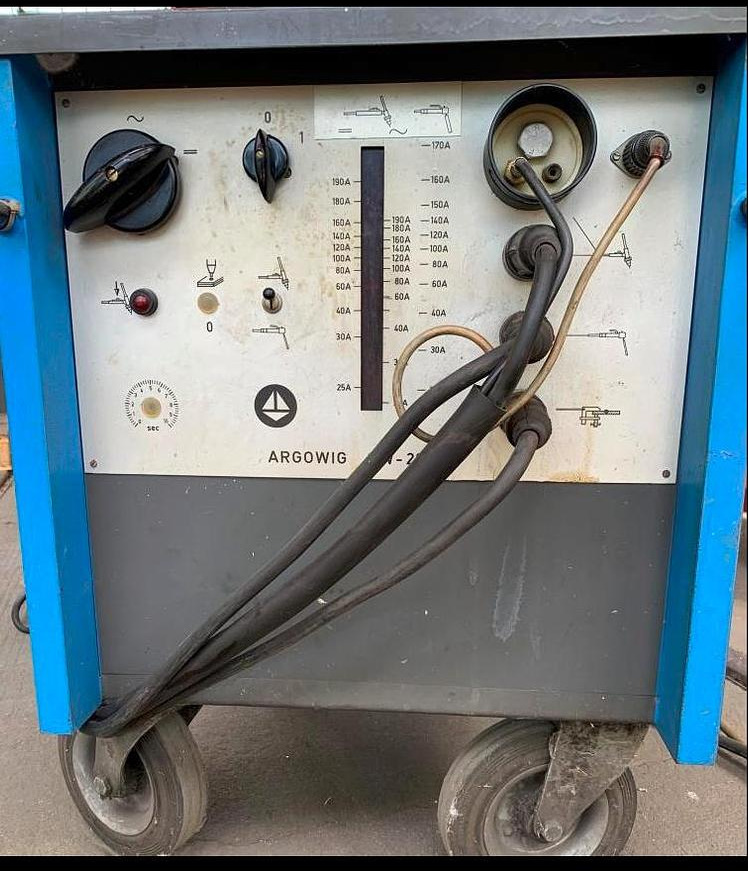 Wig-Schutzgasschweißanlage MESSER GRIESHEIM - Oprema za zavarivanje: slika Wig-Schutzgasschweißanlage MESSER GRIESHEIM - Oprema za zavarivanje Wig-Schutzgasschweißanlage MESSER GRIESHEIM - Oprema za zavarivanje: slika Wig-Schutzgasschweißanlage MESSER GRIESHEIM - Oprema za zavarivanje