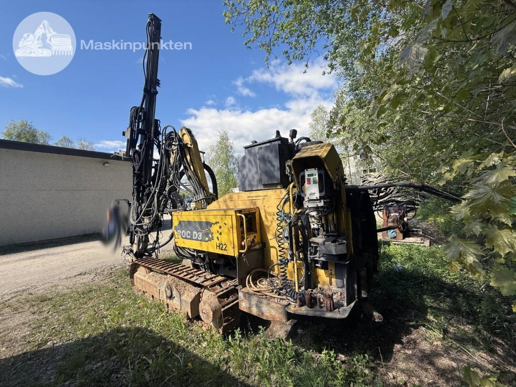 Atlas Copco ROC D3 - Platforma za bušenje: slika Atlas Copco ROC D3 - Platforma za bušenje Atlas Copco ROC D3 - Platforma za bušenje: slika Atlas Copco ROC D3 - Platforma za bušenje