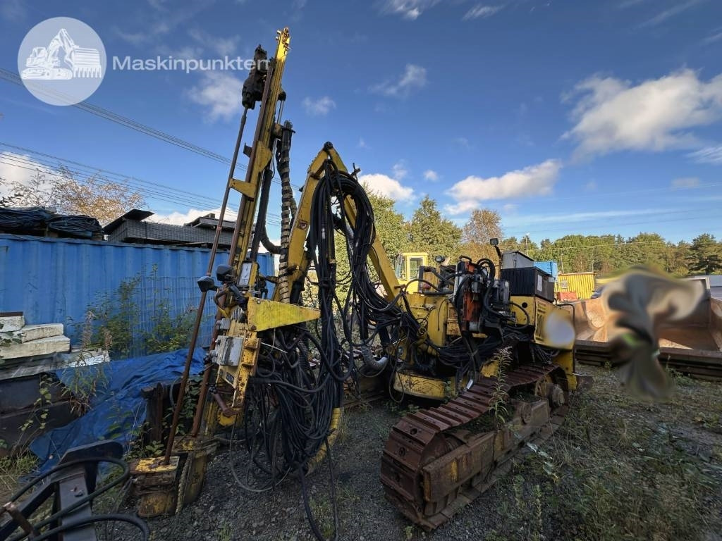 Atlas Copco Roc 542 HC - Platforma za bušenje: slika Atlas Copco Roc 542 HC - Platforma za bušenje Atlas Copco Roc 542 HC - Platforma za bušenje: slika Atlas Copco Roc 542 HC - Platforma za bušenje