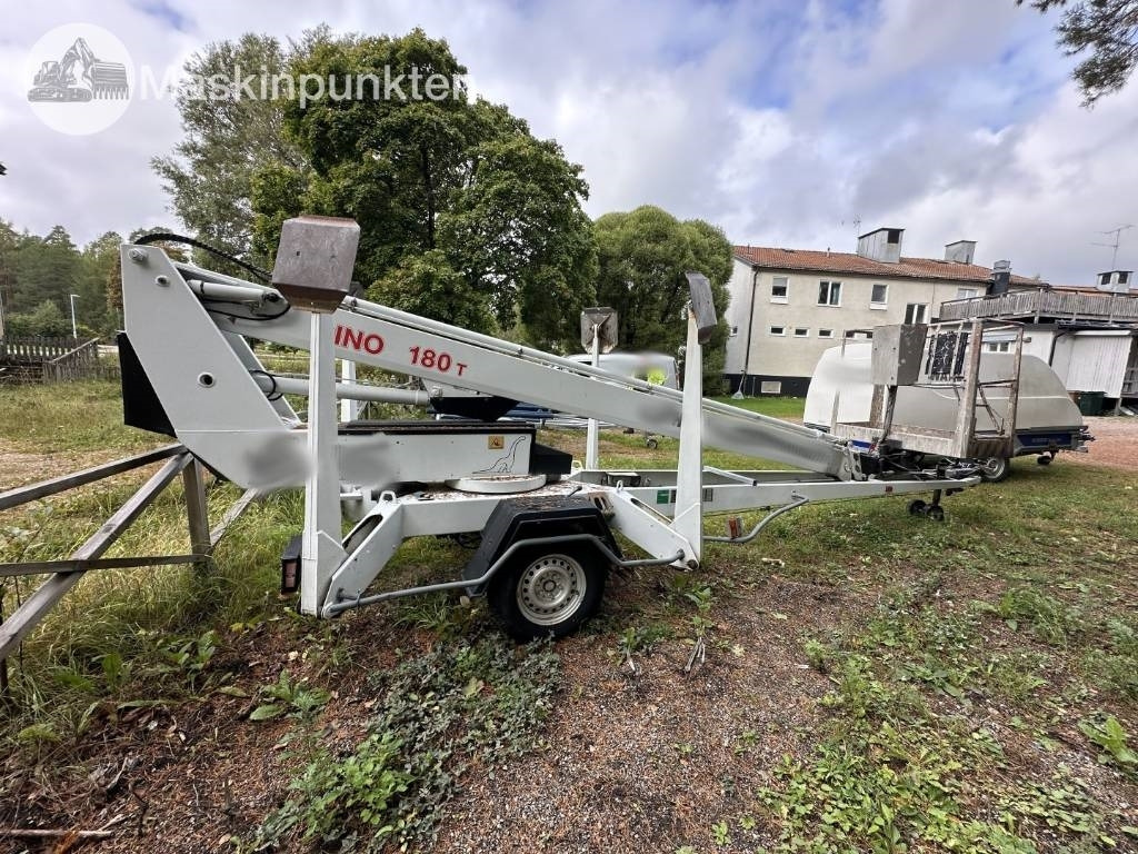 Dino 180 T - Radna platforma na prikolici: slika Dino 180 T - Radna platforma na prikolici Dino 180 T - Radna platforma na prikolici: slika Dino 180 T - Radna platforma na prikolici