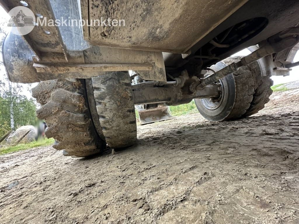 Bager na kotačima Doosan DX 170 W: slika Bager na kotačima Doosan DX 170 W