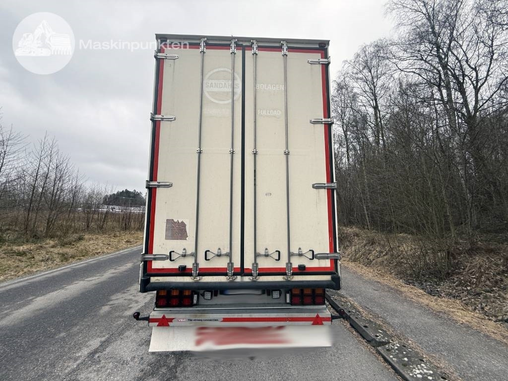 Ekeri L3 - Prikolica sa zatvorenim sandukom: slika Ekeri L3 - Prikolica sa zatvorenim sandukom Ekeri L3 - Prikolica sa zatvorenim sandukom: slika Ekeri L3 - Prikolica sa zatvorenim sandukom