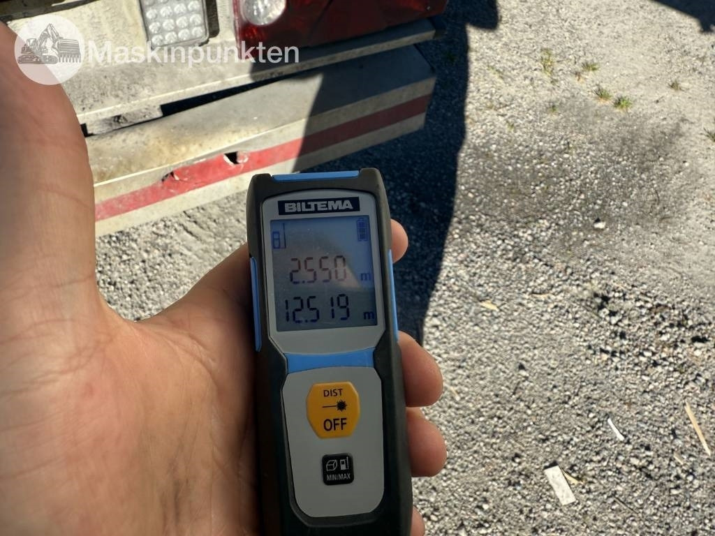 Ekeri L4 - Prikolica sa zatvorenim sandukom: slika Ekeri L4 - Prikolica sa zatvorenim sandukom Ekeri L4 - Prikolica sa zatvorenim sandukom: slika Ekeri L4 - Prikolica sa zatvorenim sandukom