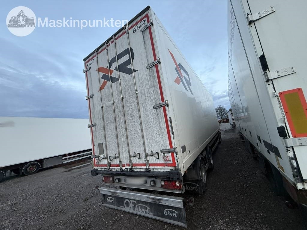 Ekeri S8-D - Prikolica sa zatvorenim sandukom: slika Ekeri S8-D - Prikolica sa zatvorenim sandukom Ekeri S8-D - Prikolica sa zatvorenim sandukom: slika Ekeri S8-D - Prikolica sa zatvorenim sandukom