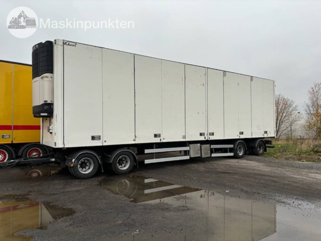 Ekeri S8-K Med kylaggregat - Prikolica hladnjača: slika Ekeri S8-K Med kylaggregat - Prikolica hladnjača Ekeri S8-K Med kylaggregat - Prikolica hladnjača: slika Ekeri S8-K Med kylaggregat - Prikolica hladnjača