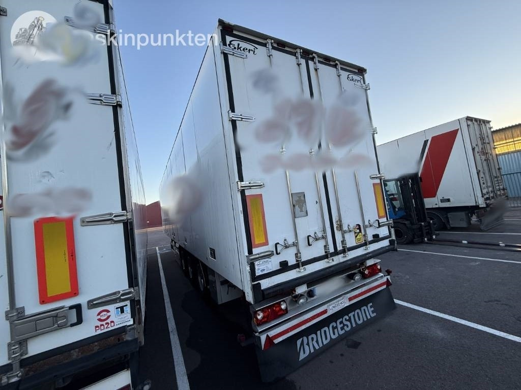 Prikolica sa zatvorenim sandukom Ekeri Trailer: slika Prikolica sa zatvorenim sandukom Ekeri Trailer