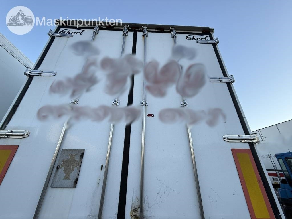 Prikolica sa zatvorenim sandukom Ekeri Trailer: slika Prikolica sa zatvorenim sandukom Ekeri Trailer