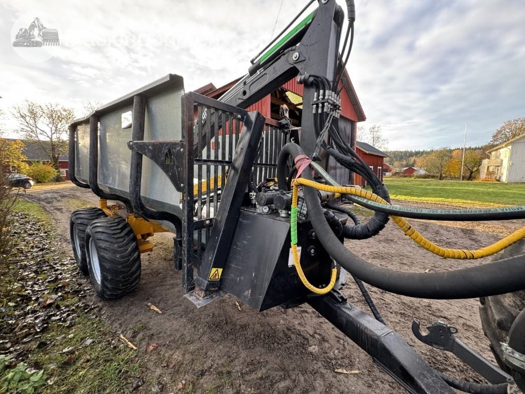 FTG Moheda 10/M40 - Traktorska šumska prikolica: slika FTG Moheda 10/M40 - Traktorska šumska prikolica FTG Moheda 10/M40 - Traktorska šumska prikolica: slika FTG Moheda 10/M40 - Traktorska šumska prikolica