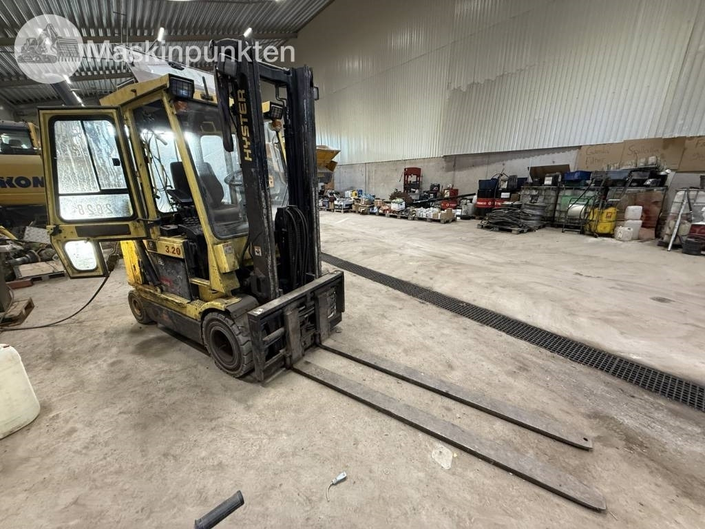 Hyster J 3.20 XM - Električni viličar: slika Hyster J 3.20 XM - Električni viličar Hyster J 3.20 XM - Električni viličar: slika Hyster J 3.20 XM - Električni viličar