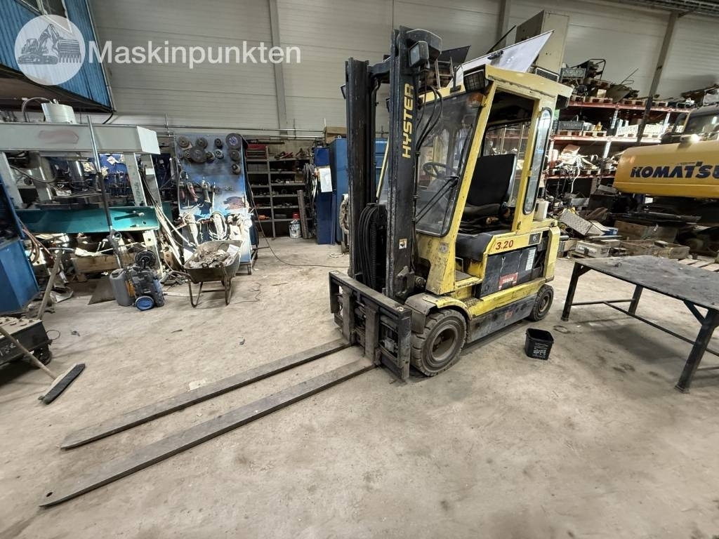 Hyster J 3.20 XM - Električni viličar: slika Hyster J 3.20 XM - Električni viličar Hyster J 3.20 XM - Električni viličar: slika Hyster J 3.20 XM - Električni viličar