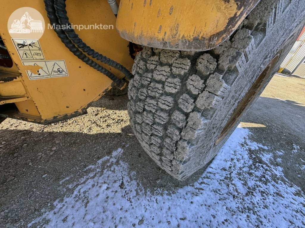 Utovarivač na kotačima Hyundai HL 730 TM-7: slika Utovarivač na kotačima Hyundai HL 730 TM-7 Utovarivač na kotačima Hyundai HL 730 TM-7: slika Utovarivač na kotačima Hyundai HL 730 TM-7