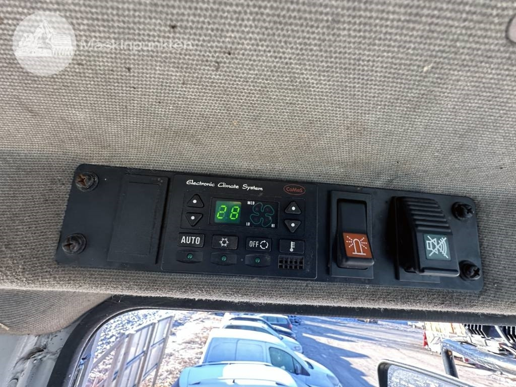 Utovarivač na kotačima Hyundai HL 730 TM-7: slika Utovarivač na kotačima Hyundai HL 730 TM-7 Utovarivač na kotačima Hyundai HL 730 TM-7: slika Utovarivač na kotačima Hyundai HL 730 TM-7