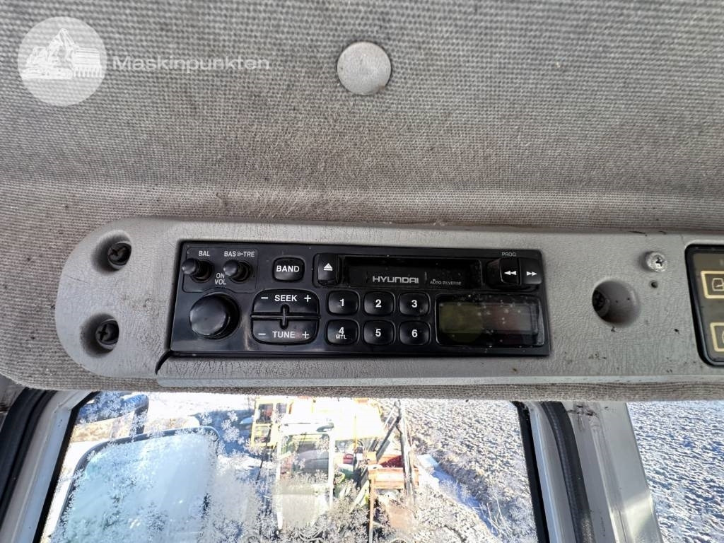 Utovarivač na kotačima Hyundai HL 730 TM-7: slika Utovarivač na kotačima Hyundai HL 730 TM-7 Utovarivač na kotačima Hyundai HL 730 TM-7: slika Utovarivač na kotačima Hyundai HL 730 TM-7