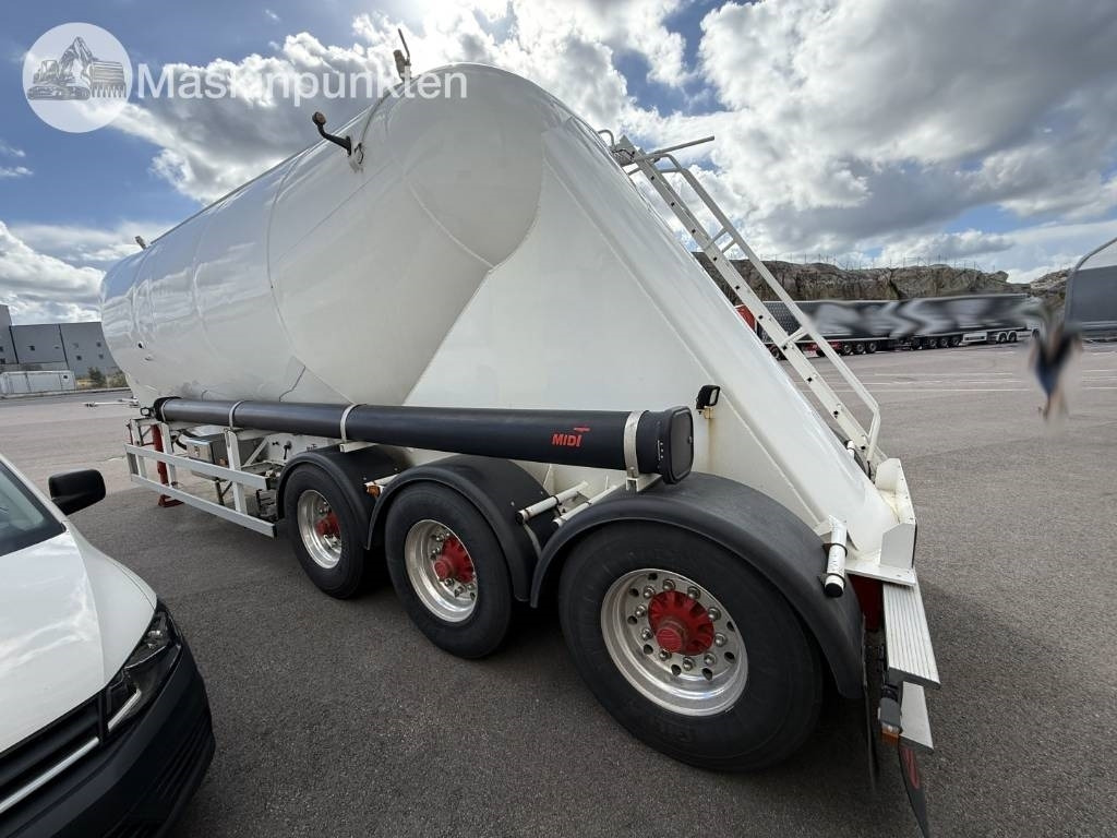 Interconsult Tanktrailer  - Poluprikolica cisterna: slika Interconsult Tanktrailer  - Poluprikolica cisterna Interconsult Tanktrailer  - Poluprikolica cisterna: slika Interconsult Tanktrailer  - Poluprikolica cisterna