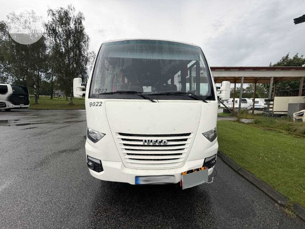 Iveco AS Domzale R TL - Prigradski autobus: slika Iveco AS Domzale R TL - Prigradski autobus Iveco AS Domzale R TL - Prigradski autobus: slika Iveco AS Domzale R TL - Prigradski autobus