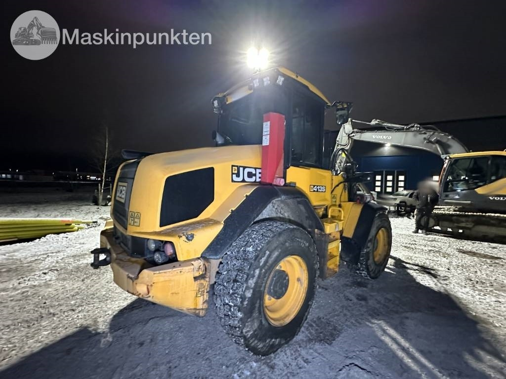 JCB 413 S - Utovarivač na kotačima: slika JCB 413 S - Utovarivač na kotačima JCB 413 S - Utovarivač na kotačima: slika JCB 413 S - Utovarivač na kotačima