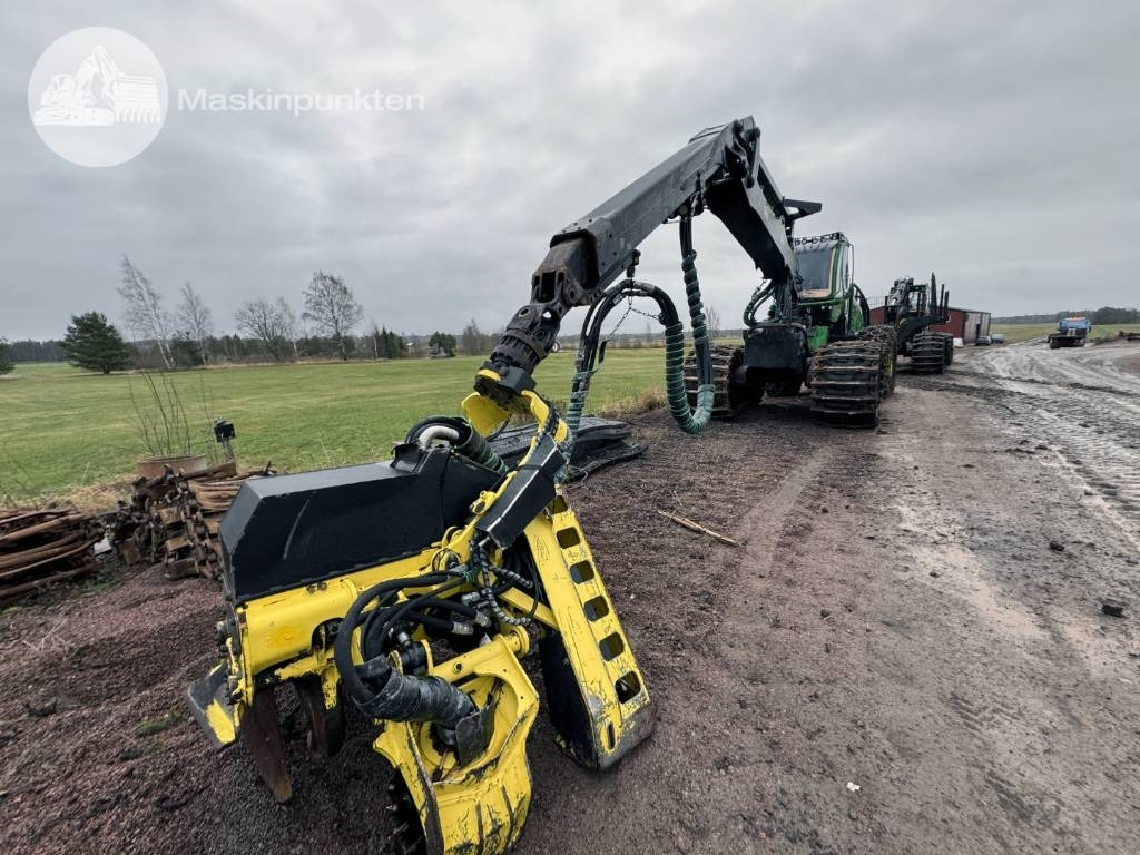 John Deere 1470 G - Kombajn za šumarstvo: slika John Deere 1470 G - Kombajn za šumarstvo John Deere 1470 G - Kombajn za šumarstvo: slika John Deere 1470 G - Kombajn za šumarstvo