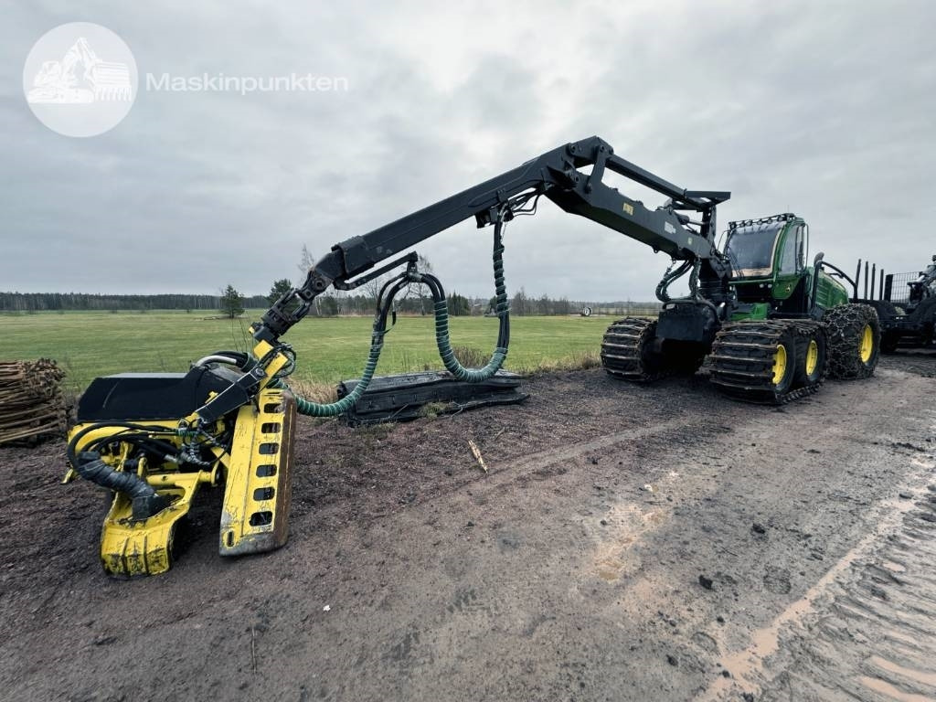 John Deere 1470 G - Kombajn za šumarstvo: slika John Deere 1470 G - Kombajn za šumarstvo John Deere 1470 G - Kombajn za šumarstvo: slika John Deere 1470 G - Kombajn za šumarstvo