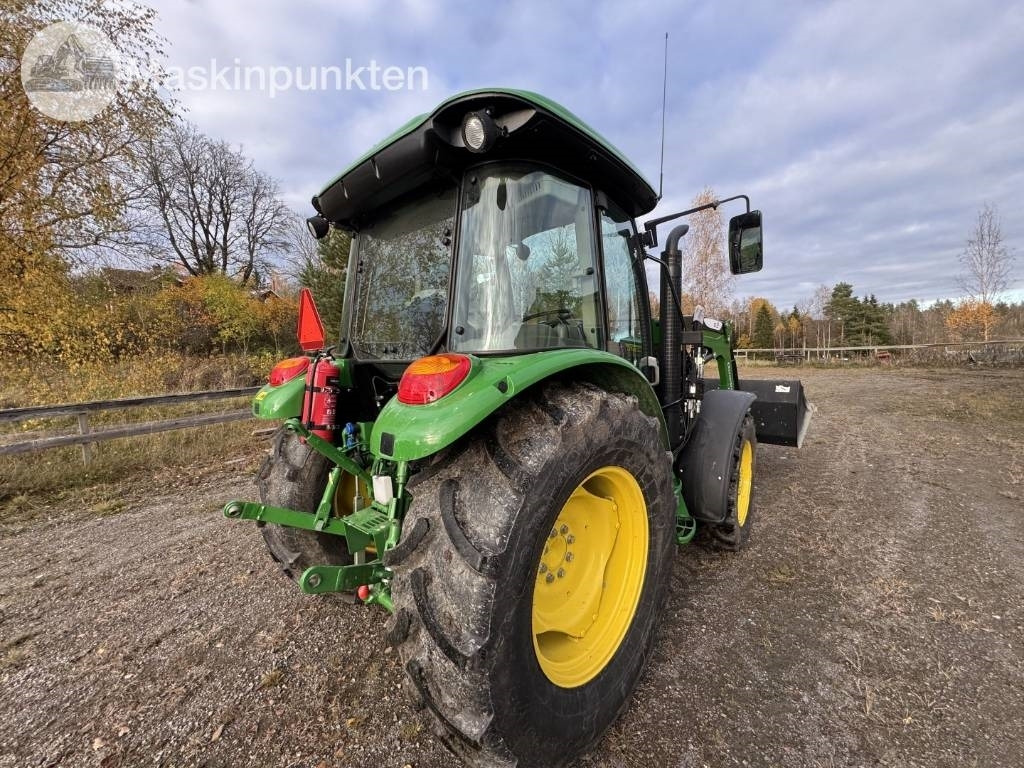 John Deere 5075 E - Traktor: slika John Deere 5075 E - Traktor John Deere 5075 E - Traktor: slika John Deere 5075 E - Traktor