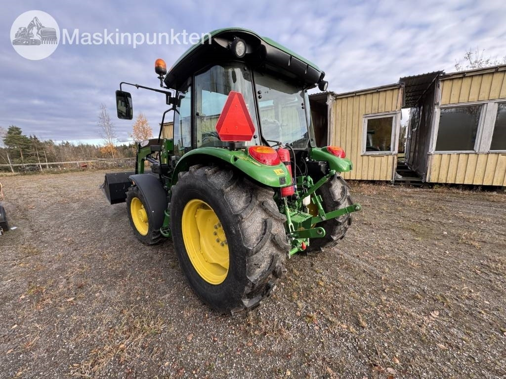 John Deere 5075 E - Traktor: slika John Deere 5075 E - Traktor John Deere 5075 E - Traktor: slika John Deere 5075 E - Traktor