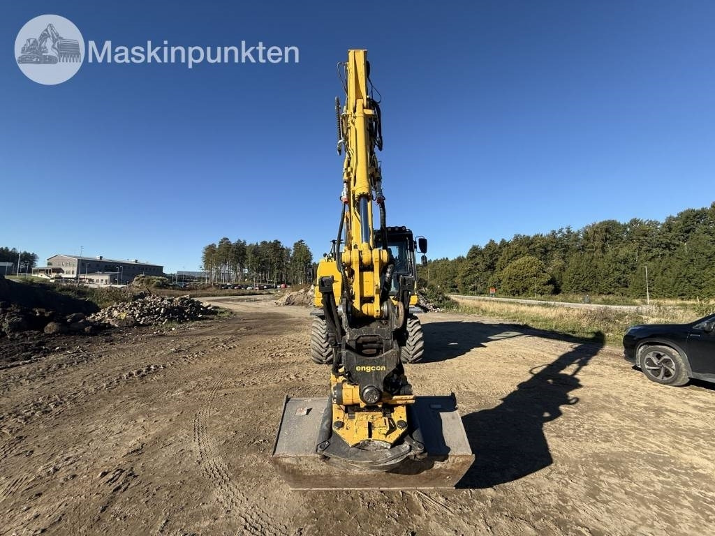 Komatsu PW 160 - Bager na kotačima: slika Komatsu PW 160 - Bager na kotačima Komatsu PW 160 - Bager na kotačima: slika Komatsu PW 160 - Bager na kotačima
