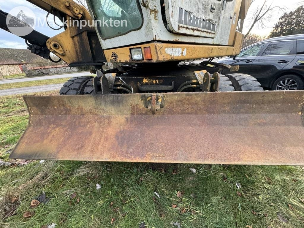 Liebherr A 310 B - Bager na kotačima: slika Liebherr A 310 B - Bager na kotačima Liebherr A 310 B - Bager na kotačima: slika Liebherr A 310 B - Bager na kotačima