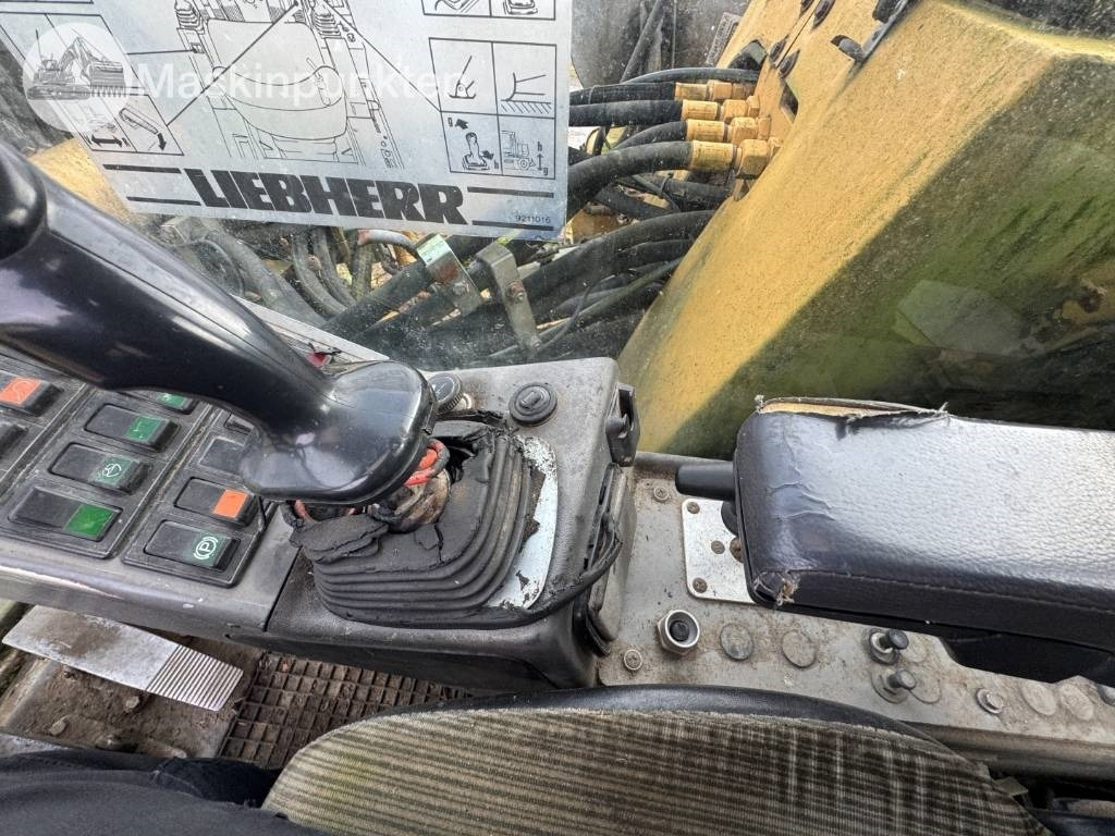 Bager na kotačima Liebherr A 310 B: slika Bager na kotačima Liebherr A 310 B Bager na kotačima Liebherr A 310 B: slika Bager na kotačima Liebherr A 310 B