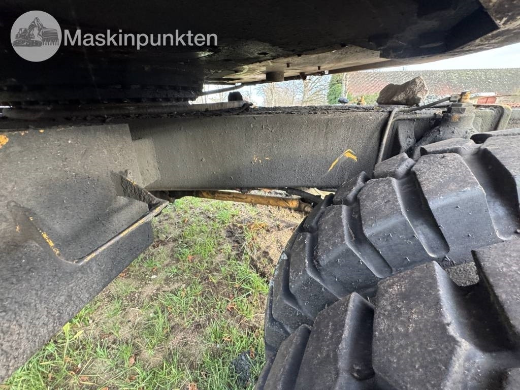 Bager na kotačima Liebherr A 310 B: slika Bager na kotačima Liebherr A 310 B Bager na kotačima Liebherr A 310 B: slika Bager na kotačima Liebherr A 310 B