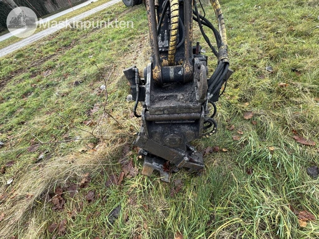 Bager na kotačima Liebherr A 310 B: slika Bager na kotačima Liebherr A 310 B Bager na kotačima Liebherr A 310 B: slika Bager na kotačima Liebherr A 310 B