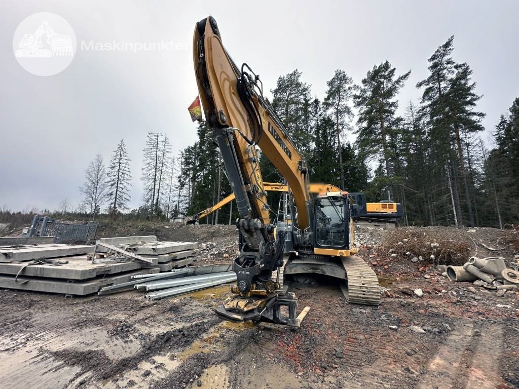 Liebherr R 924 LC - Bager gusjeničar: slika Liebherr R 924 LC - Bager gusjeničar Liebherr R 924 LC - Bager gusjeničar: slika Liebherr R 924 LC - Bager gusjeničar