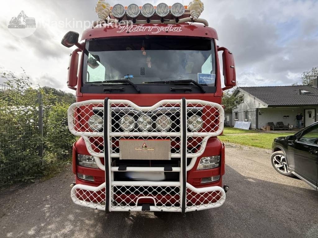 MAN TGX 35.500 EKIPAGE - Kamion s kukastom dizalicom: slika MAN TGX 35.500 EKIPAGE - Kamion s kukastom dizalicom MAN TGX 35.500 EKIPAGE - Kamion s kukastom dizalicom: slika MAN TGX 35.500 EKIPAGE - Kamion s kukastom dizalicom