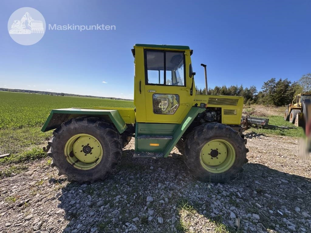Mercedes-Benz MB Trac 700 - Traktor: slika Mercedes-Benz MB Trac 700 - Traktor Mercedes-Benz MB Trac 700 - Traktor: slika Mercedes-Benz MB Trac 700 - Traktor