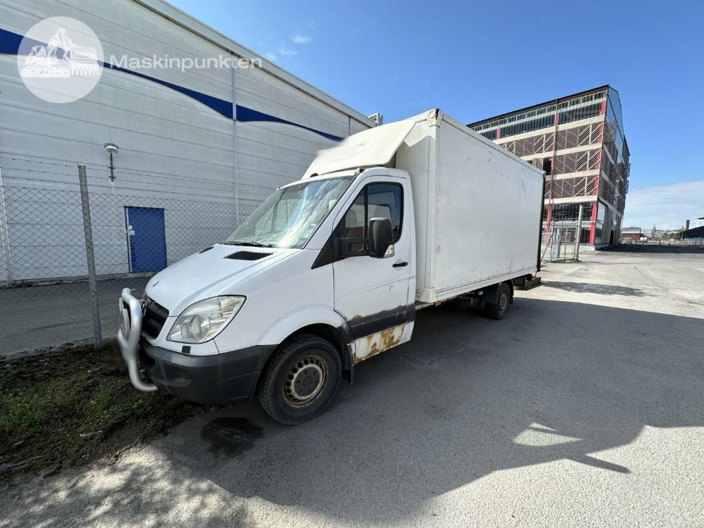 Mercedes-Benz Sprinter 315 CDI - Dostavno vozilo sa zatvorenim sandukom: slika Mercedes-Benz Sprinter 315 CDI - Dostavno vozilo sa zatvorenim sandukom Mercedes-Benz Sprinter 315 CDI - Dostavno vozilo sa zatvorenim sandukom: slika Mercedes-Benz Sprinter 315 CDI - Dostavno vozilo sa zatvorenim sandukom