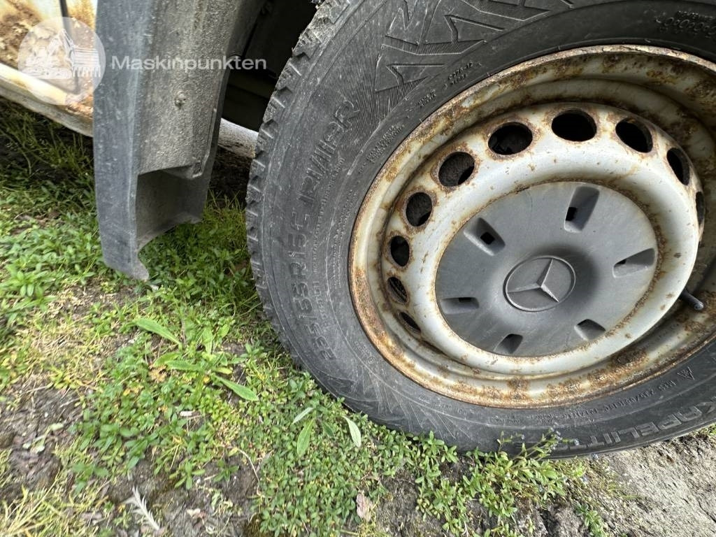 Dostavno vozilo sa zatvorenim sandukom Mercedes-Benz Sprinter 315 CDI: slika Dostavno vozilo sa zatvorenim sandukom Mercedes-Benz Sprinter 315 CDI