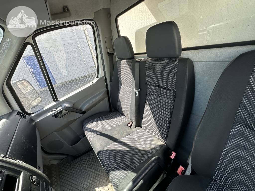 Dostavno vozilo sa zatvorenim sandukom Mercedes-Benz Sprinter 315 CDI: slika Dostavno vozilo sa zatvorenim sandukom Mercedes-Benz Sprinter 315 CDI