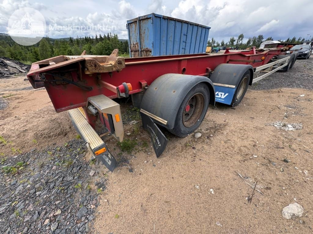 Mjölbysläpet SFL4-12,5-36 - Abroll/ Samopodizač prikolica: slika Mjölbysläpet SFL4-12,5-36 - Abroll/ Samopodizač prikolica Mjölbysläpet SFL4-12,5-36 - Abroll/ Samopodizač prikolica: slika Mjölbysläpet SFL4-12,5-36 - Abroll/ Samopodizač prikolica