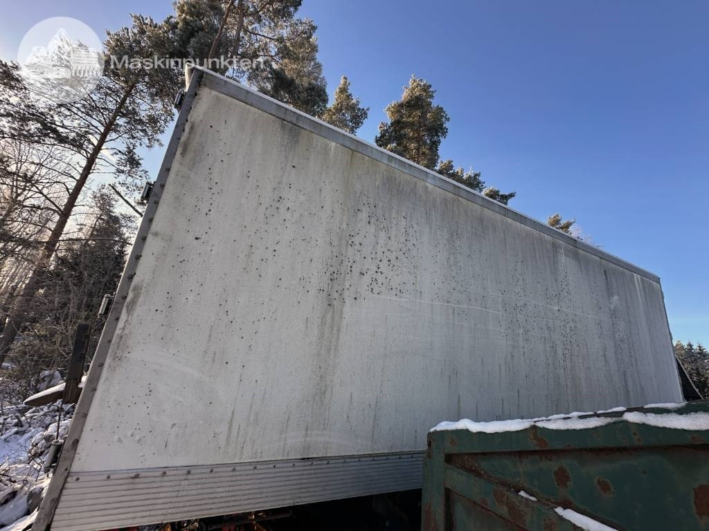Närko KP2L-UKRGS30-200 - Prikolica sa zatvorenim sandukom: slika Närko KP2L-UKRGS30-200 - Prikolica sa zatvorenim sandukom Närko KP2L-UKRGS30-200 - Prikolica sa zatvorenim sandukom: slika Närko KP2L-UKRGS30-200 - Prikolica sa zatvorenim sandukom