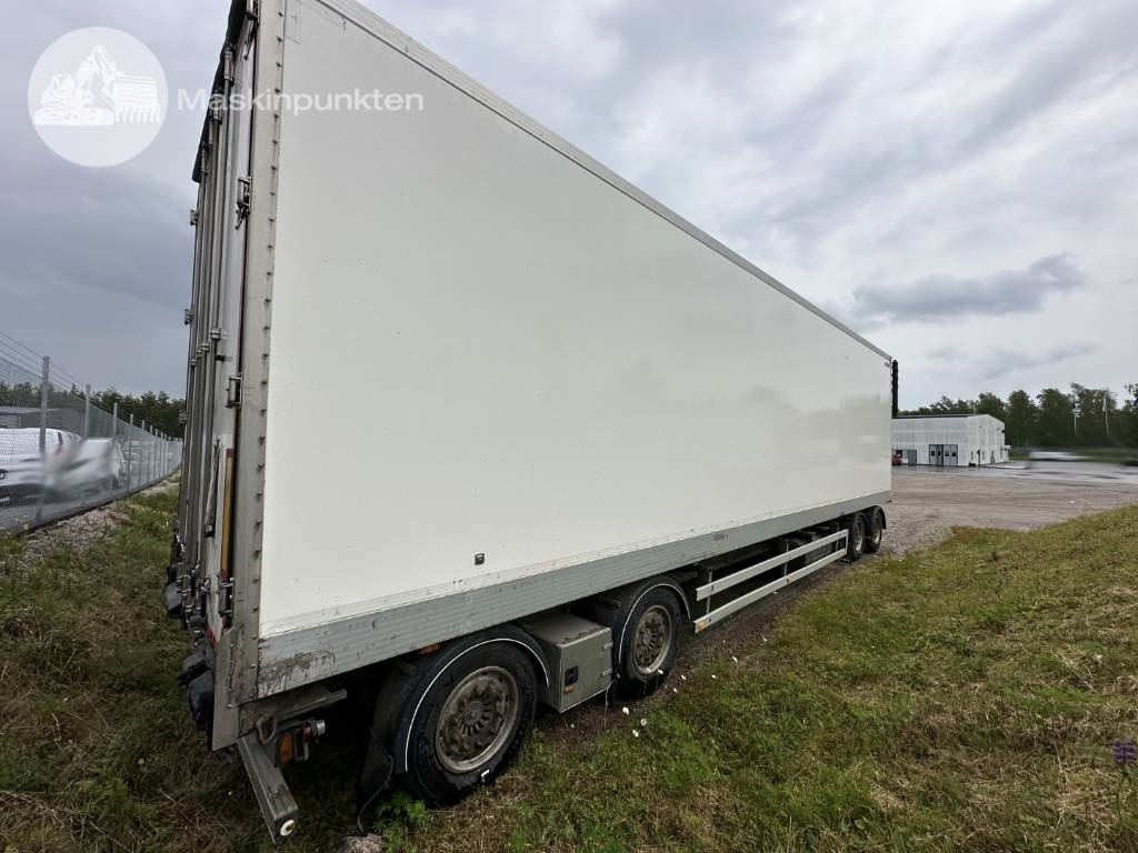 Närko N 62 - Prikolica hladnjača: slika Närko N 62 - Prikolica hladnjača Närko N 62 - Prikolica hladnjača: slika Närko N 62 - Prikolica hladnjača