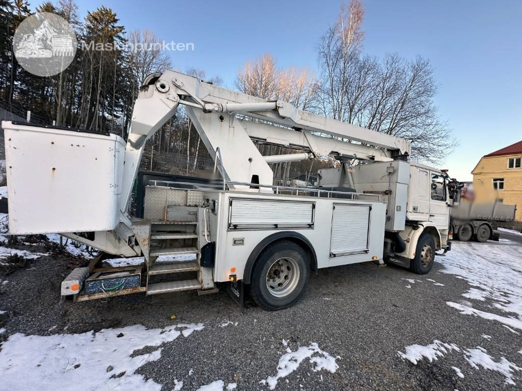 Scania P 92 M - Podizna platforma montirana na kamion: slika Scania P 92 M - Podizna platforma montirana na kamion Scania P 92 M - Podizna platforma montirana na kamion: slika Scania P 92 M - Podizna platforma montirana na kamion
