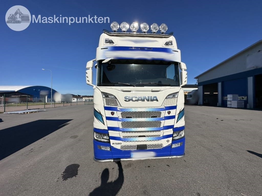 Scania R 520 - Kamion sandučar: slika Scania R 520 - Kamion sandučar Scania R 520 - Kamion sandučar: slika Scania R 520 - Kamion sandučar