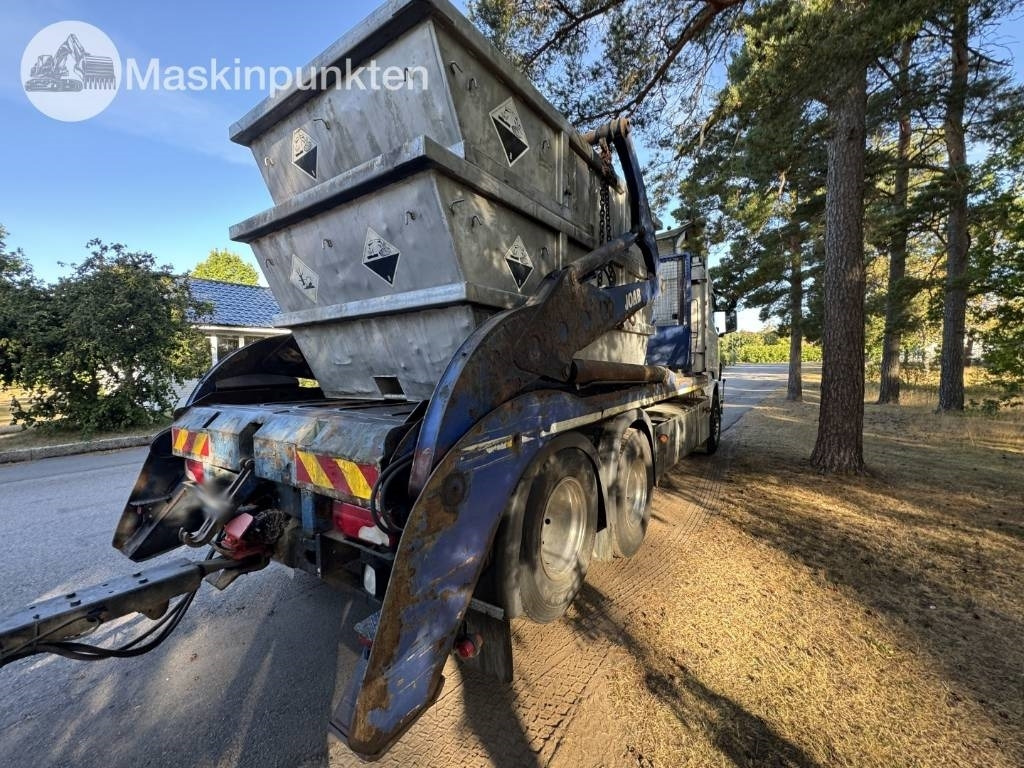 Scania R 560 LB - Utovarivač s proklizavajućim upravljanjem: slika Scania R 560 LB - Utovarivač s proklizavajućim upravljanjem Scania R 560 LB - Utovarivač s proklizavajućim upravljanjem: slika Scania R 560 LB - Utovarivač s proklizavajućim upravljanjem