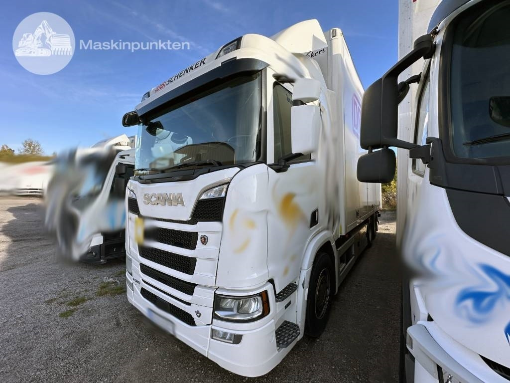 Scania R 580 - Kamion sandučar: slika Scania R 580 - Kamion sandučar Scania R 580 - Kamion sandučar: slika Scania R 580 - Kamion sandučar
